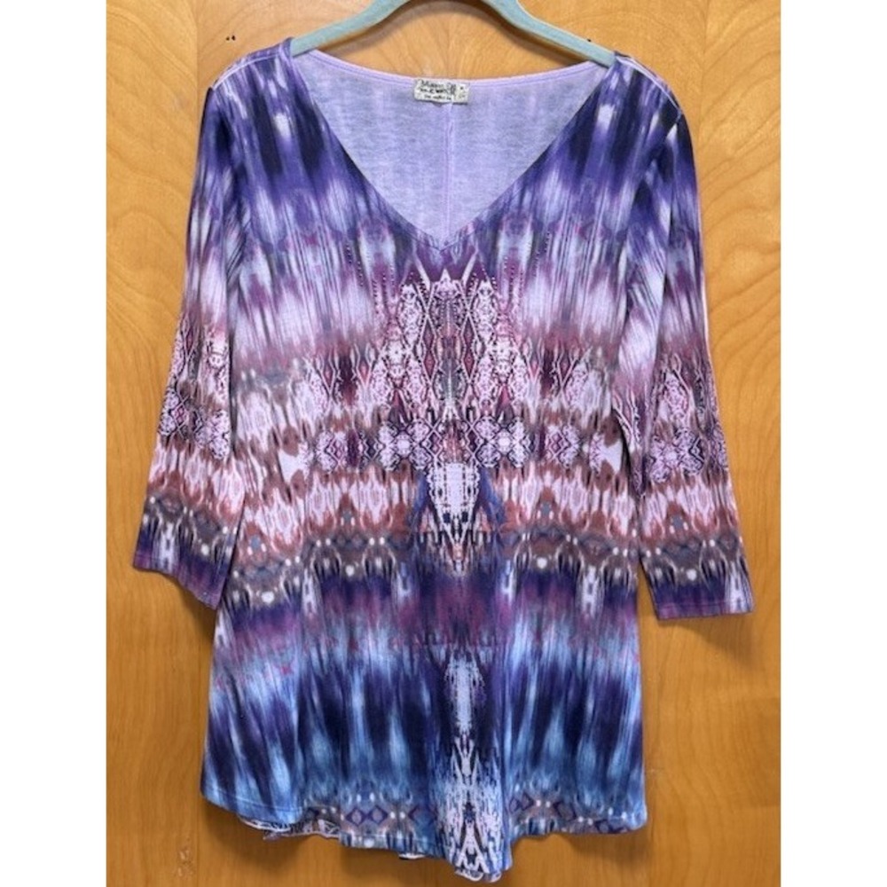 One World Woman Tunic Top Embellished V Neck Back Lace Overlay Pinks Purples M